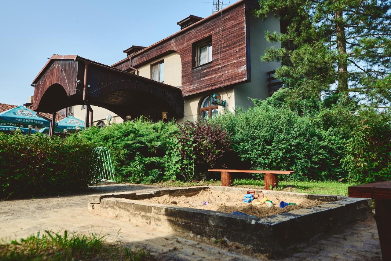 Motel Tosanovice Dolni Tosanovice Bagian luar foto